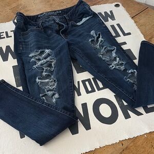 American Eagle Outfitters 360 Super Stretch Skinny Jeans Distressed Style